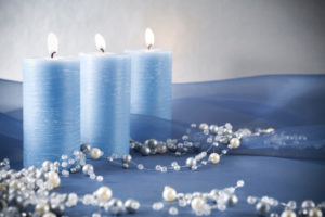 Blue candles and Christmas garland made of silver and pearly beads. To browse more of my Christmas and candles collections, please click on the lightboxes below.