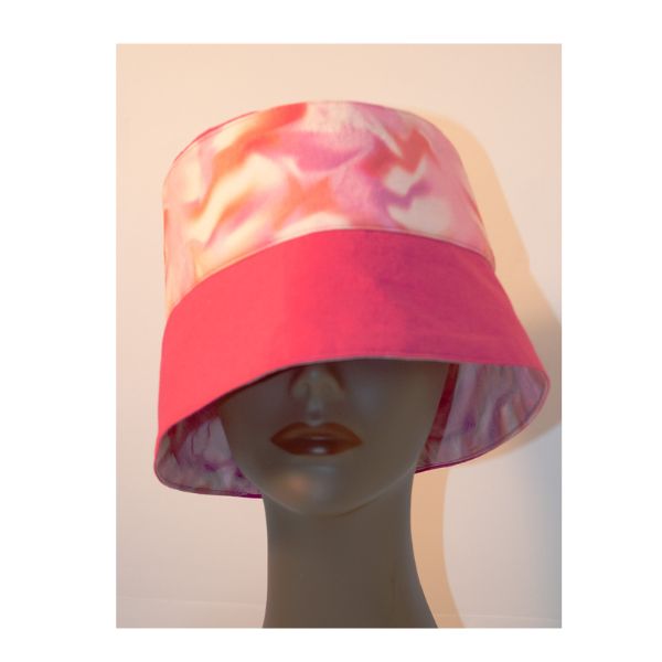 Vibrant Pink Waves Bucket Hat